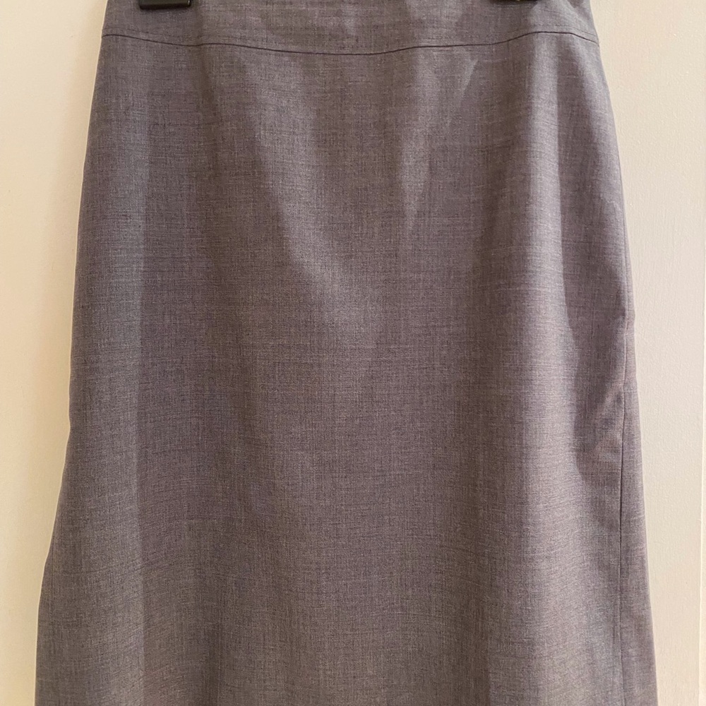 Ann Taylor grey pencil skirt